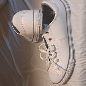 Converse Women's Size 8